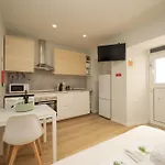 Garden House By Hosty Apartament