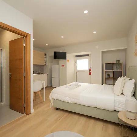 Garden House By Hosty Sacavém