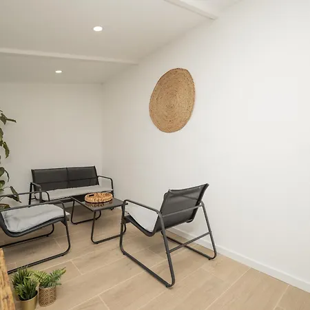 Garden House By Hosty Apartament *