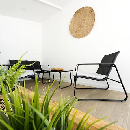 Apartment Garden House By Hosty *