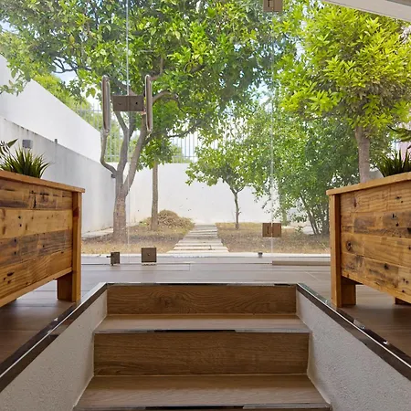 Apartment Garden House By Hosty *