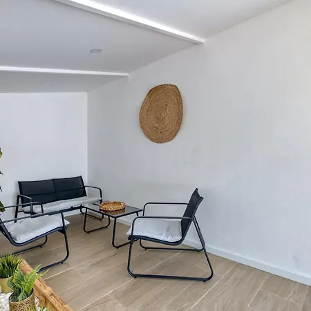 Apartment Garden House By Hosty Sacavem